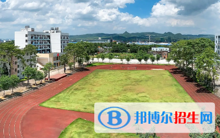 廣西2023年男生上計算機(jī)學(xué)校學(xué)什么好
