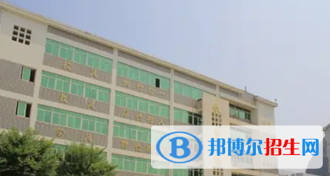 廣西2023年男生上什么計(jì)算機(jī)學(xué)校比較好
