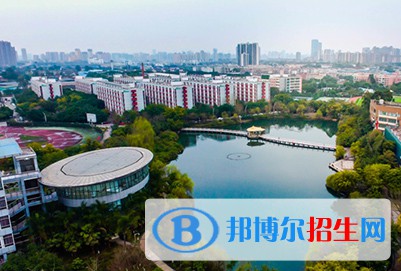四川2023年計算機學校與中專哪個好