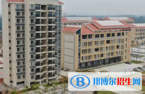 廣西2023年女生讀計(jì)算機(jī)學(xué)校學(xué)什么專(zhuān)業(yè)好