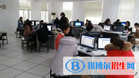 大學(xué)信用管理專業(yè)可以從事哪些工作？