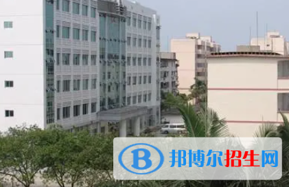 廣西2023年到哪里讀計算機(jī)學(xué)校好
