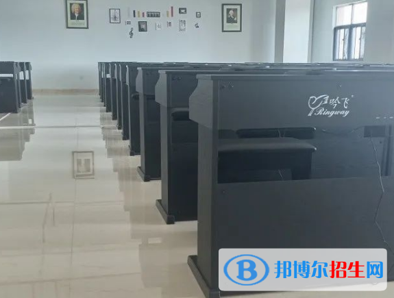 杭州2023年去上中專學(xué)校學(xué)什么對(duì)以后好一點(diǎn)