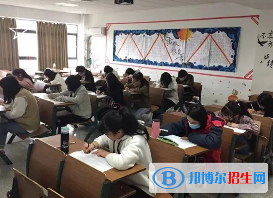 杭州2023年沒有畢業(yè)證可以上中專學校嗎