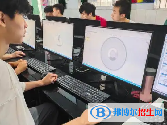 廣西2023年一般計算機學校有什么專業(yè)