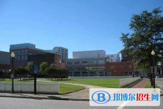 美國Lee Academy高級中學(上影校區(qū))2023年入學考試