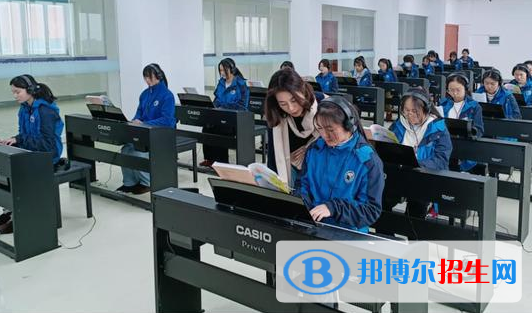 浙江2023年去上中專學校學什么對以后好一點
