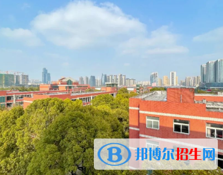 杭州2023年男生上中專(zhuān)學(xué)校學(xué)什么好