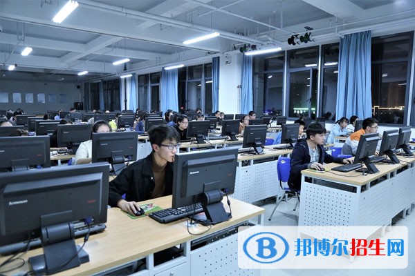 四川2023年中專計算機學(xué)校都有什么專業(yè)