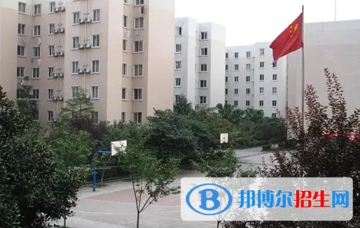 成都中山職業(yè)技術(shù)學(xué)校是大專(zhuān)還是中專(zhuān)(成都中山職業(yè)技術(shù)學(xué)校)