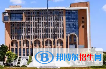 濮陽醫(yī)學(xué)高等?？茖W(xué)校是大專還是中專（濮陽醫(yī)學(xué)高等?？茖W(xué)校）