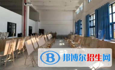 浙江2023年女生在中專學校學什么好