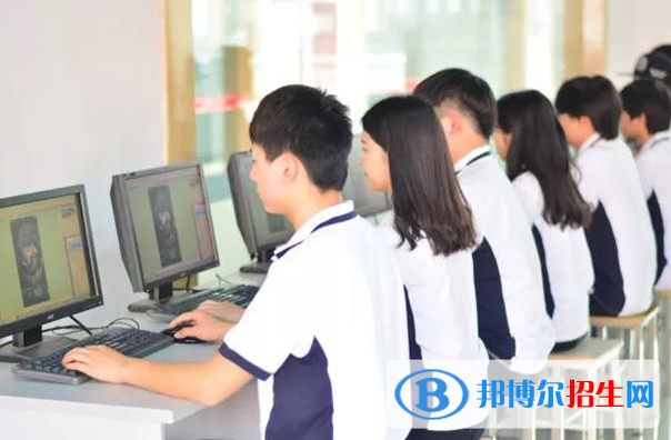 四川2023年讀計(jì)算機(jī)學(xué)校好還是中專學(xué)校好