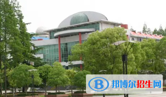 潛江中考2022錄取分?jǐn)?shù)線