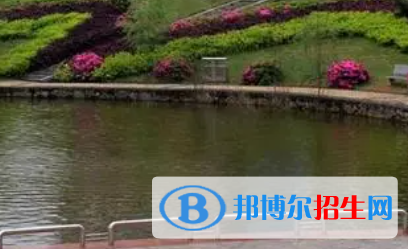 益陽(yáng)護(hù)理學(xué)校是大專還是中專（益陽(yáng)護(hù)理學(xué)校）