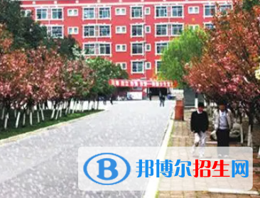 四川工業(yè)科技學校是大專還是中專（四川工業(yè)科技學校）