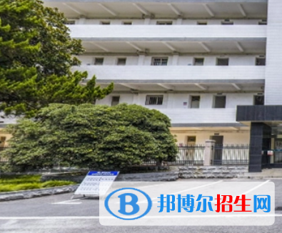 2023風(fēng)電系統(tǒng)運(yùn)行與維護(hù)專業(yè)的高職?？茖W(xué)校有哪些?(附排名)