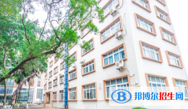 廣東北江中學(xué)2023年學(xué)費(fèi)、收費(fèi)多少 