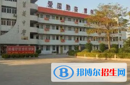澄海萊蕪中學(xué)、隆都中學(xué)、黃岡學(xué)校2022年分?jǐn)?shù)線是多少?(2023參考)