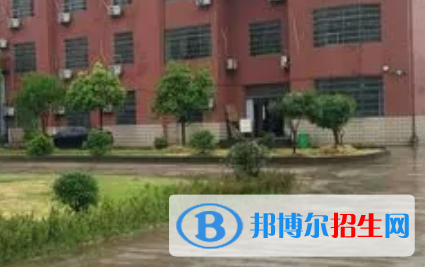 鄱陽縣揚帆中學、華中輔仁學校2022年分數(shù)線是多少?(2023參考)