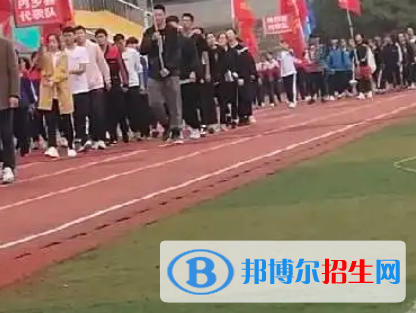 南陽市第十三完全學校、南陽市第十八完全2022年分數(shù)線是多少?(2023參考)