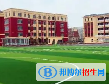 南陽市第一完全學校2022年分數(shù)線是多少?(2023參考)