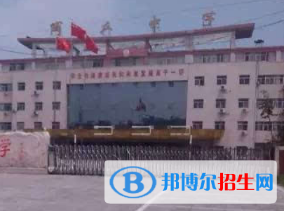 商丘中學(xué)、商丘市睢陽(yáng)區(qū)弘深學(xué)校2022年分?jǐn)?shù)線是多少?(2023參考)