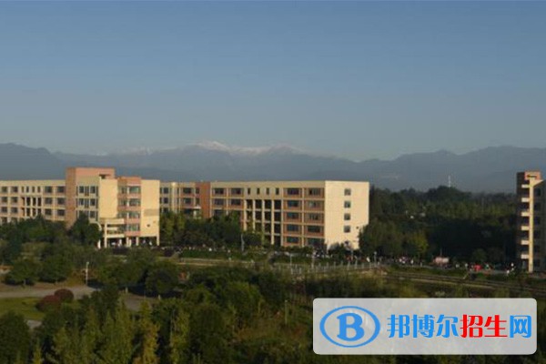四川鐵道職業(yè)學(xué)院單招2023年招生簡章