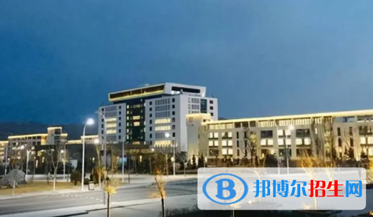 青海師范大學(xué)是不是雙一流大學(xué)嗎？