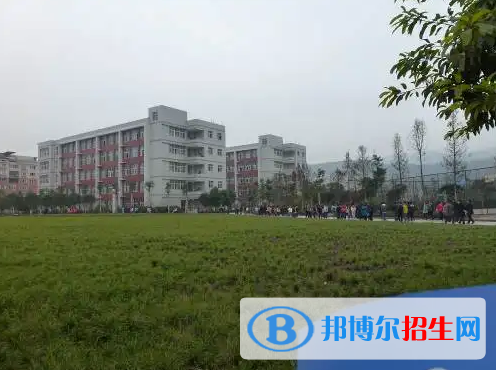 重慶2023年讀中專(zhuān)學(xué)校需要什么證件