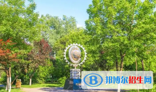 西安交通大學(xué)城市學(xué)院是不是雙一流大學(xué)？