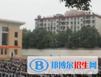 株洲市十三中、淥口區(qū)五中2022錄取分?jǐn)?shù)線 (2023參考)