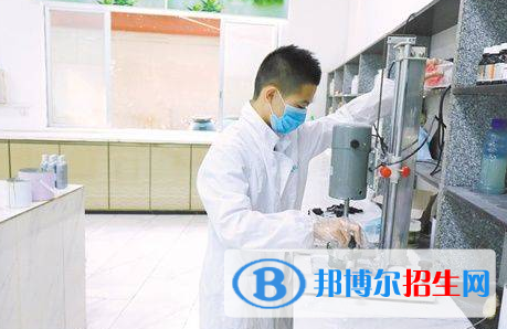 應(yīng)用化工技術(shù)專業(yè)好嗎?(應(yīng)用化工技術(shù)專業(yè))