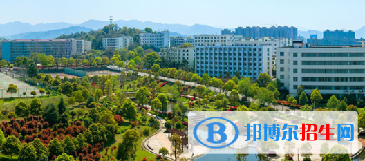 萍鄉(xiāng)學院是不是雙一流大學？