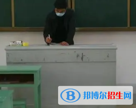 汕頭市漁洲中學(xué)、廣二師龍湖附中2022錄取分?jǐn)?shù)線 (2023參考)