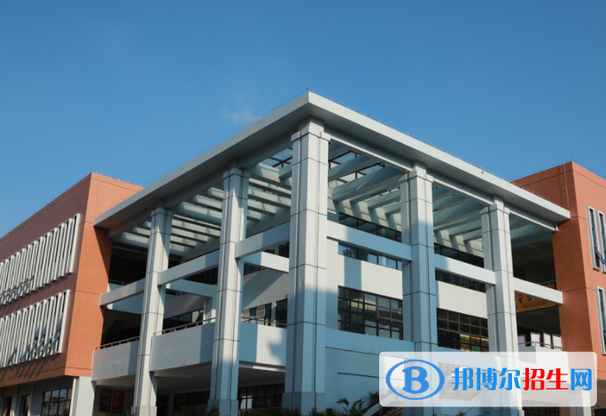 廣西建設職業(yè)技術(shù)學院(中外合作)2022年高職單招招生專業(yè)及計劃