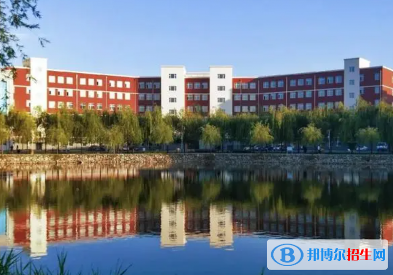 長(zhǎng)春科技學(xué)院是不是985大學(xué)？