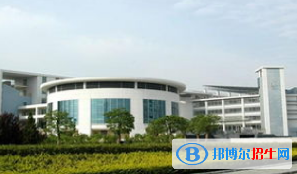 合肥師范學(xué)院是不是雙一流大學(xué)？
