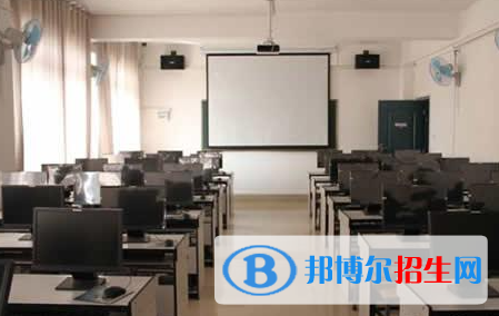 重慶市機械高級技工學校2023年地址在哪里