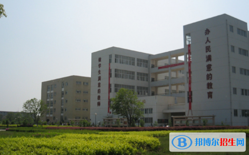 南昌大學(xué)共青學(xué)院是幾本？是985和211嗎？