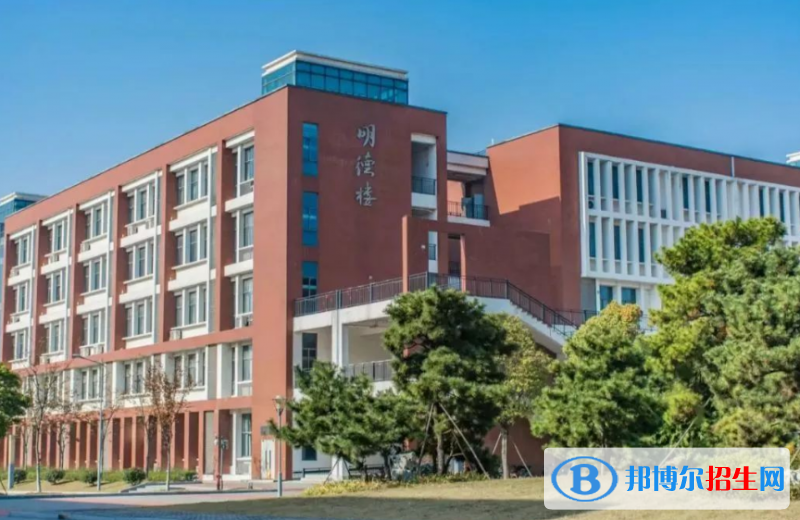 常州大學(xué)懷德學(xué)院是幾本？是985和211嗎？
