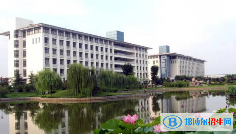 合肥師范學(xué)院是幾本？是985和211嗎？