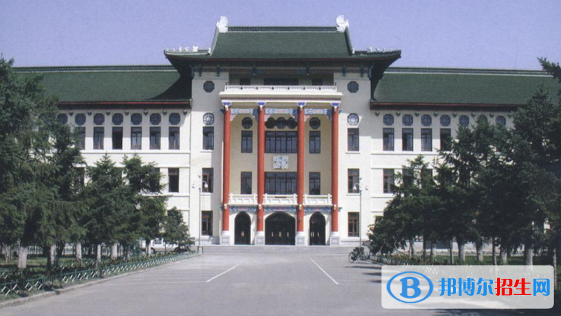 哈爾濱醫(yī)科大學(xué)是幾本？是985和211嗎？