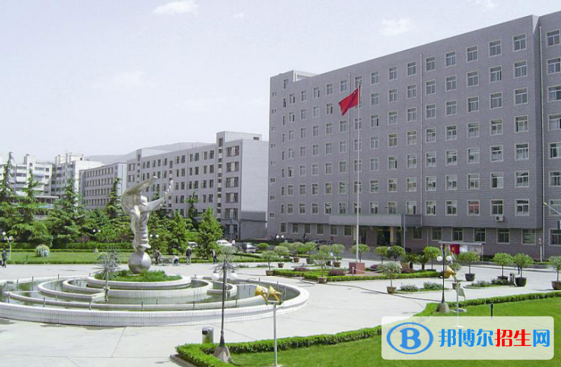 新疆財(cái)經(jīng)大學(xué)是幾本？是985和211嗎？