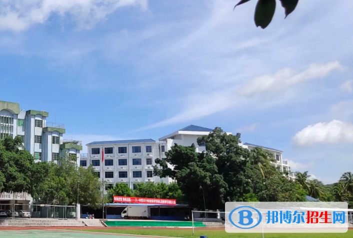 2023三亞市榆林八一中學(xué)招生計(jì)劃 招生人數(shù)是多少(附要求、條件、對象)