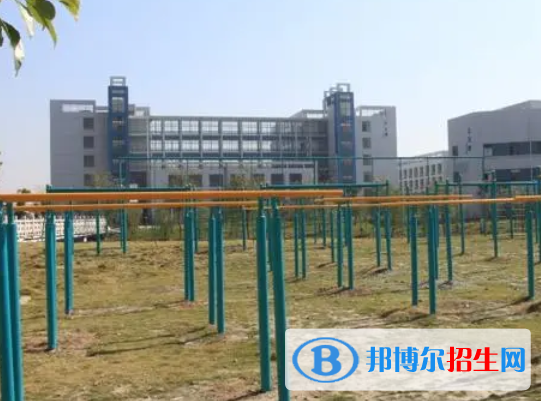 浙江電子工程學(xué)校地址在哪里，哪個地區(qū)，哪個城市?