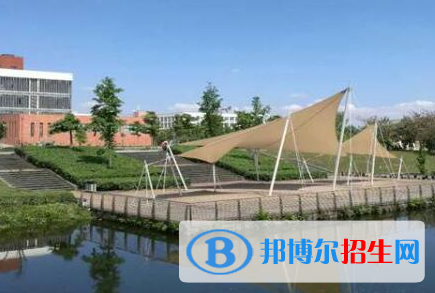 四川水利水電技師學(xué)院地址在哪里，哪個地區(qū)，哪個城市?