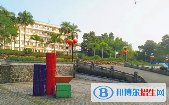 2023儋州市兩院中學(xué)招生簡(jiǎn)章
