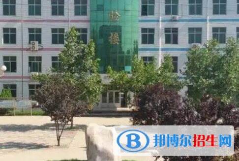 石家莊市鹿泉區(qū)職業(yè)中專學校地址在哪里，哪個地區(qū)，哪個城市?