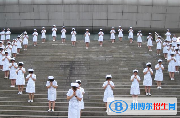 2023四川省人民醫(yī)院護士學(xué)校有哪些專業(yè)  四川省人民醫(yī)院護士學(xué)校開設(shè)的專業(yè)一覽表